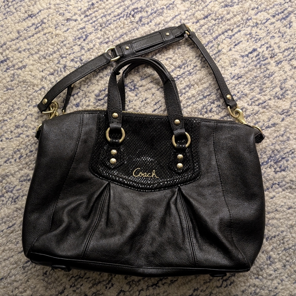 Coach Black Leather Women's Bag
